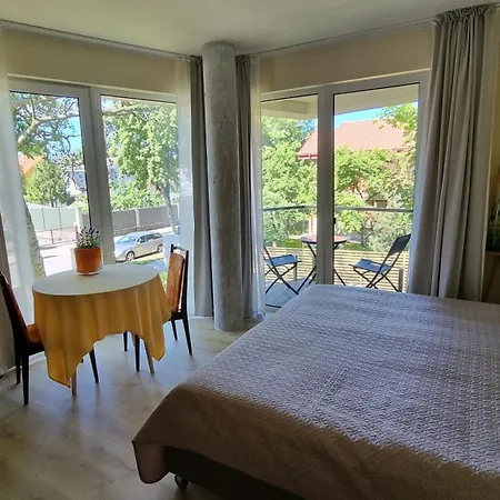 Apartment Ronzes Studija *